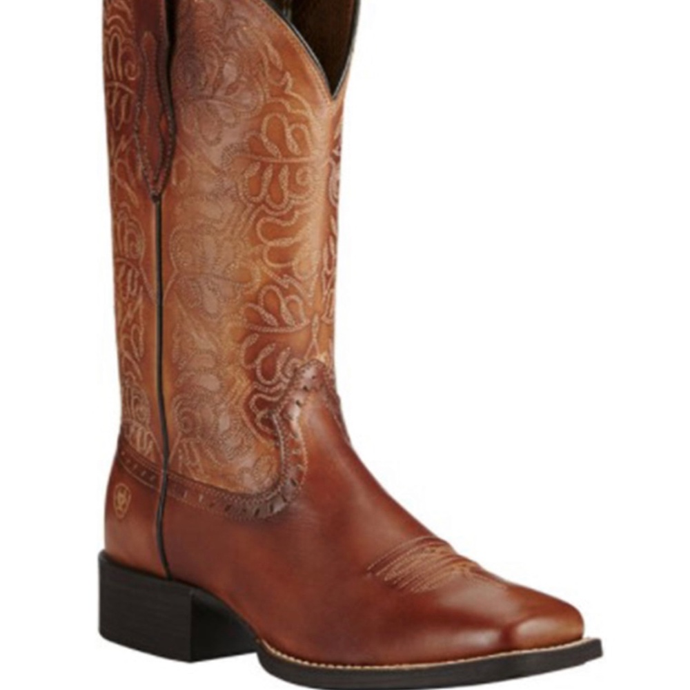 Arias boots